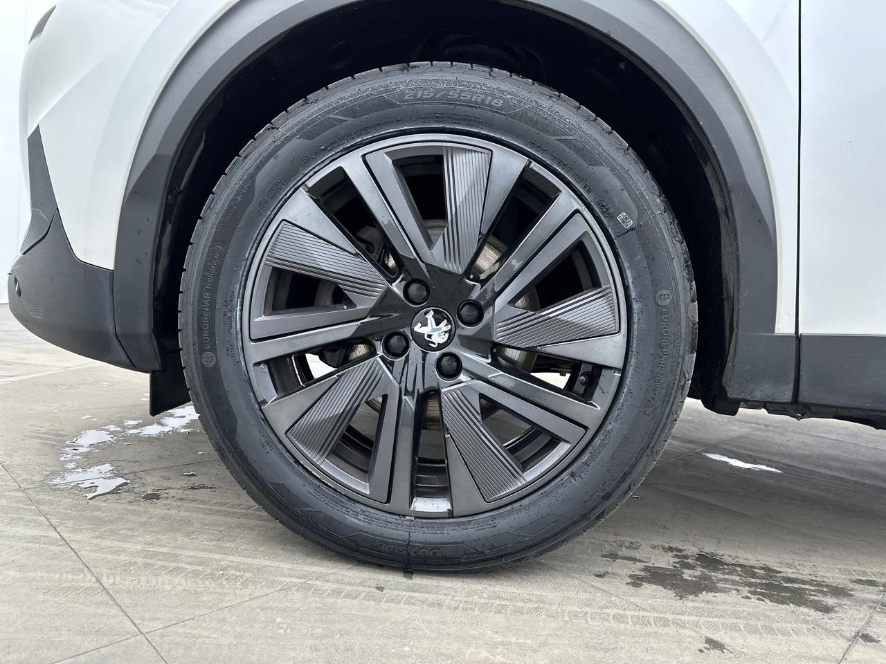 Peugeot 2008 bluehdi 130 s&s eat8 gt line — photo 16