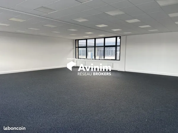 Bureaux 142 m² Villejuif