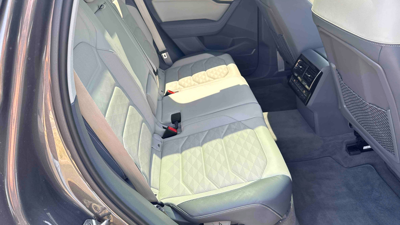 Volkswagen Touareg 3.0 V6 eHybrid 381ch Tiptronic 8 4Motion — photo 24