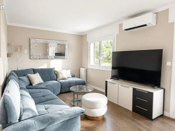 Toulon - La Serinette | T4 traversant de 78,91 m² - Balcons - Vue mer - Cave - Stationnement sécuris