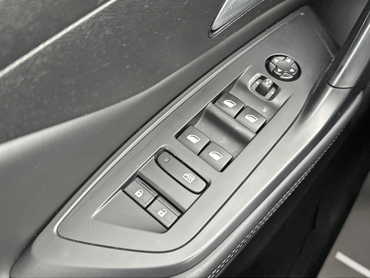 Peugeot 308 bluehdi 130ch s&s eat8 allure pack — photo 15
