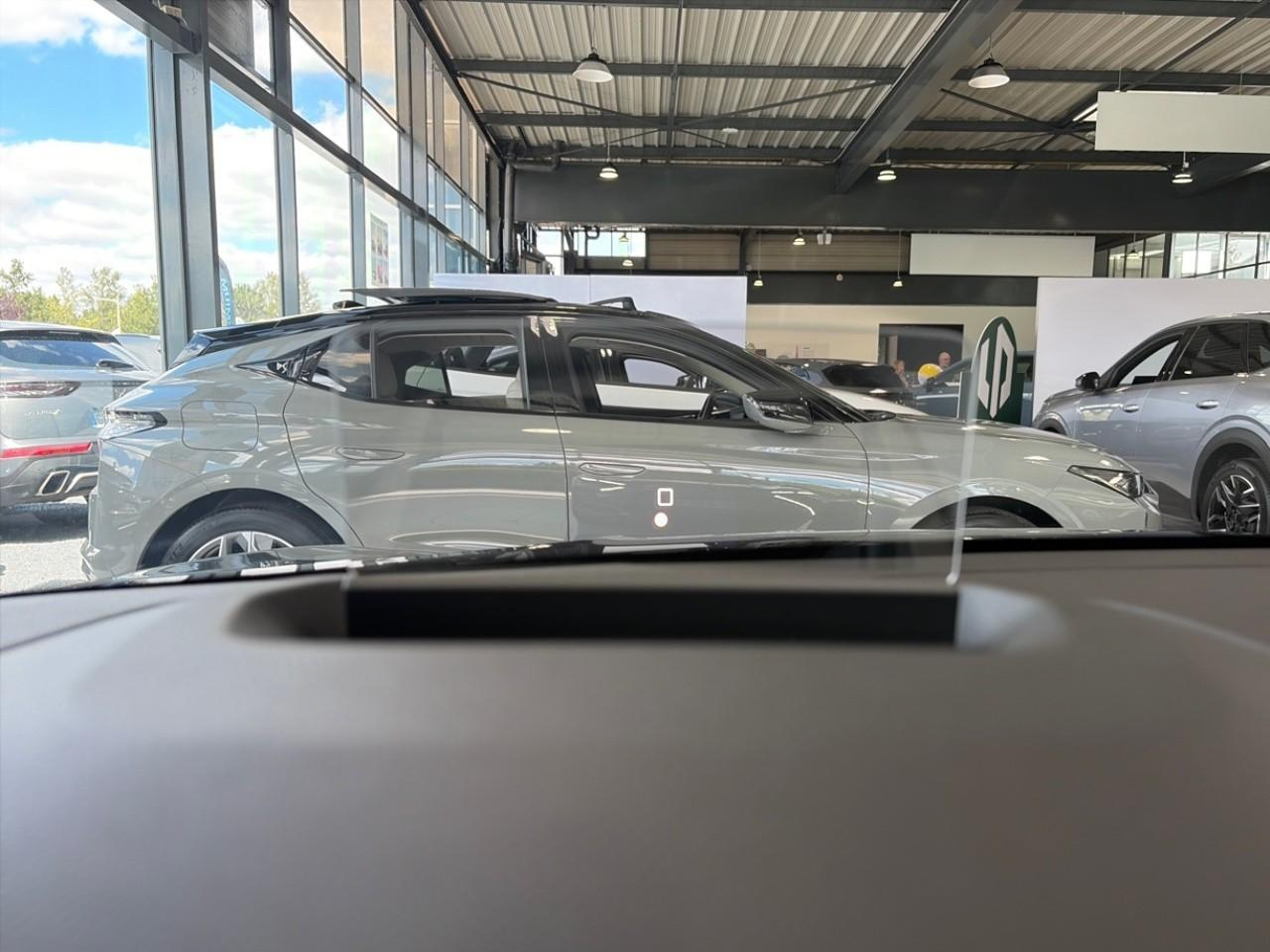 Citroën C4 X puretech 130 s&s eat8 shine — photo 32