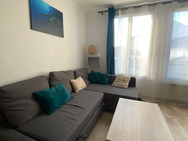 Appartement 3 pièces à vendre à Mazargues, Marseille - Rez-de-chaussée avec vue dégagée
