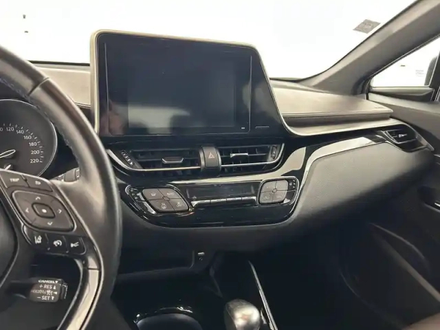 Toyota C-Hr pro hybride 122h — photo 42