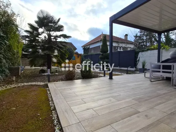 Maison 7 pièces 131 m²
