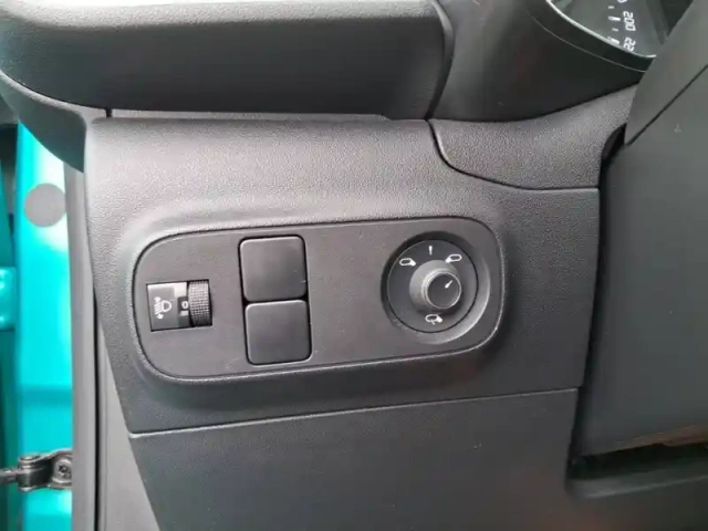 Citroën C3 bluehdi 100 s&amp;s bvm6 — photo 55