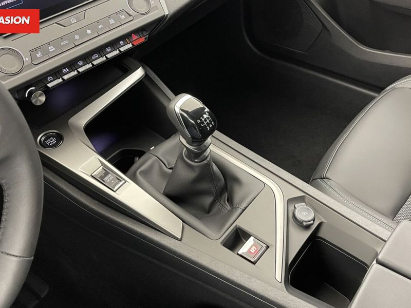 Peugeot 308 III 1.5 BlueHDi 130ch Active Pack — photo 19