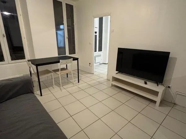 Location T2 meublé à Joigny