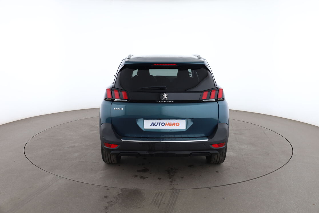 Peugeot 5008 1.5 Blue-HDi Allure EAT8 — photo 4