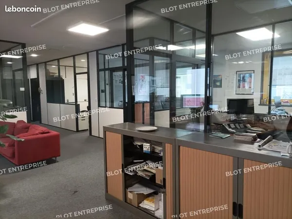 Bureaux 205 m²