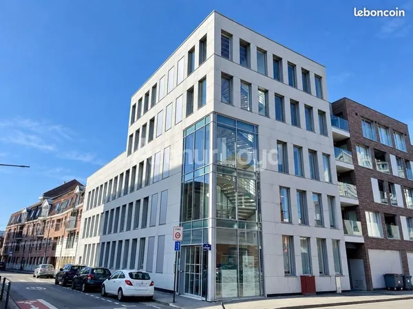 Bureaux 419 m²
