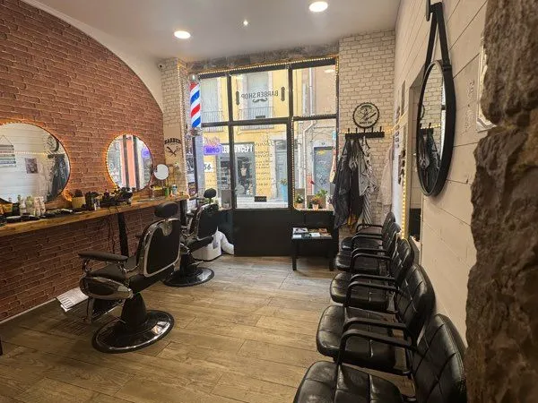 Fonds de commerce Barber Shop - Centre-ville - 25 m² - 800 loyer