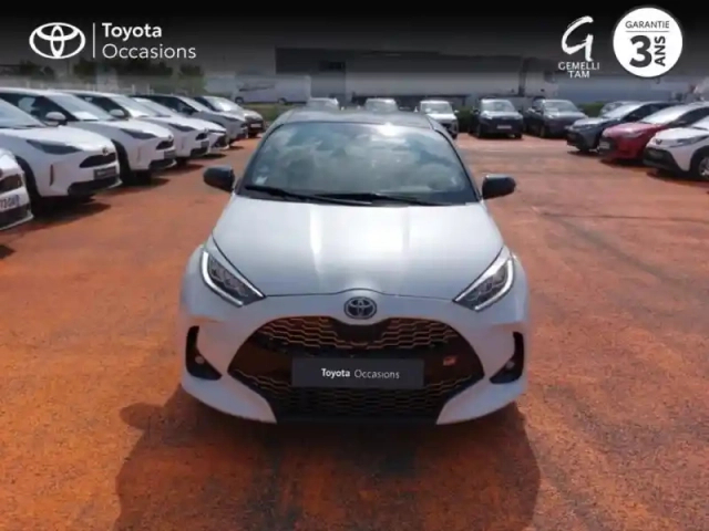 Toyota Yaris 116h gr sport 5p my22 — photo 5