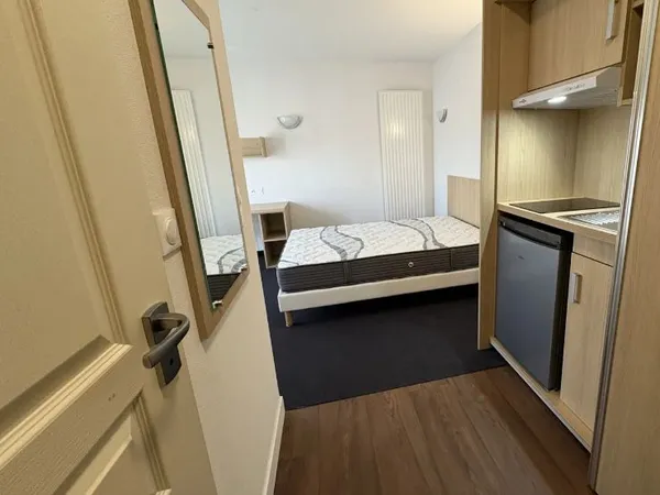 LMNP INVESTISSEUR - Studio 21 m² - 4 085 /an - Bail CAP WEST