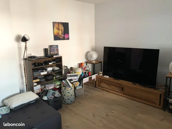 Appartement T3 69m2 Sept Deniers