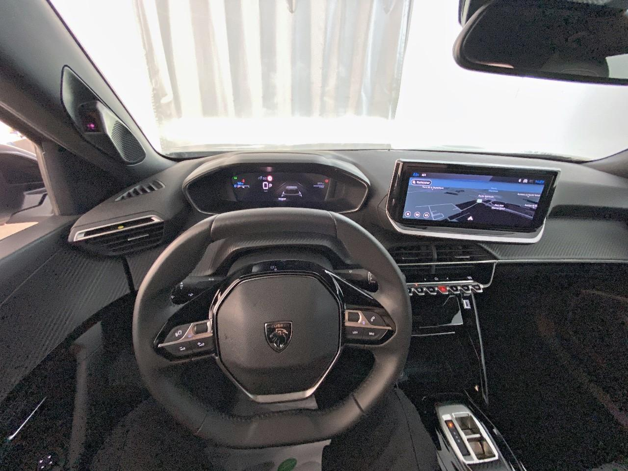 Peugeot 2008 hybrid 145 ch e-dcs6 allure — photo 12