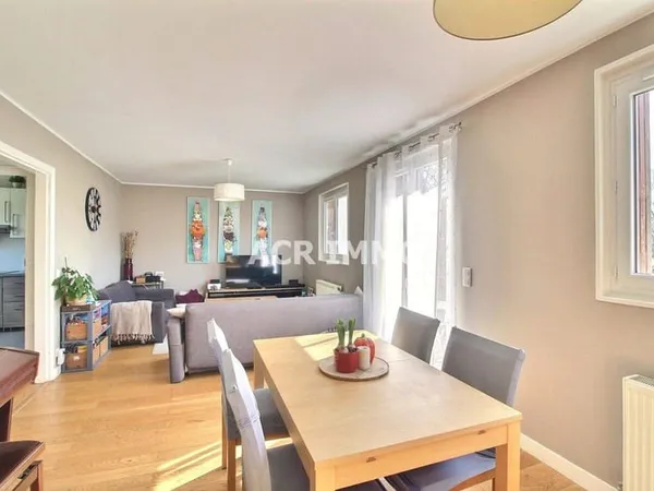 Maison 6 pièces 135 m²