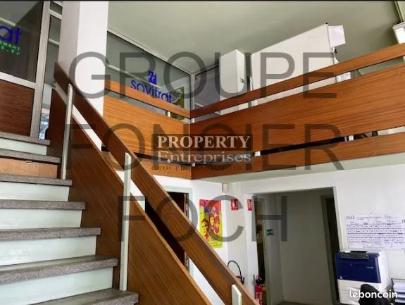 Bureaux 173 m² Villeurbanne