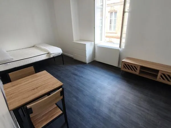 Appartement 30 m² centre-ville/ gare Charleville-Mézières