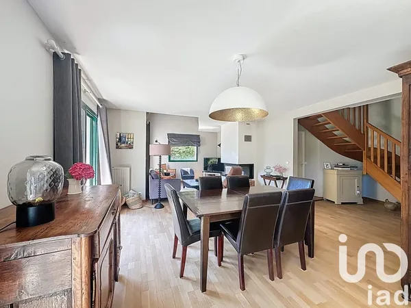 Maison 5 pièces 128 m²