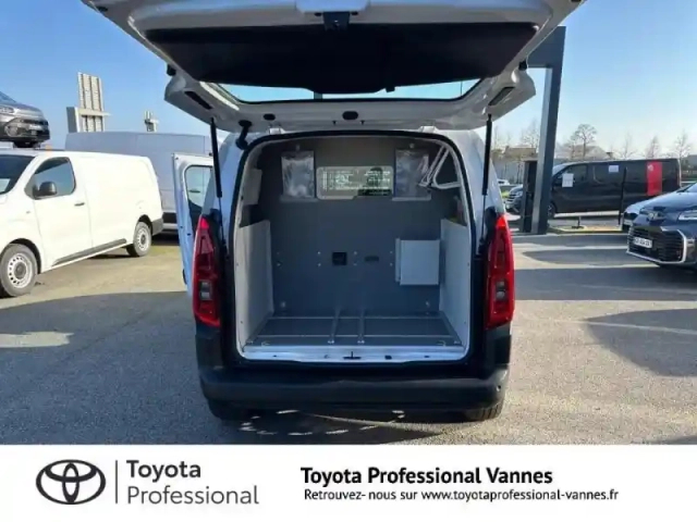 Opel Combo cargo m 800kg electrique 136ch batterie 54 kwh — photo 23