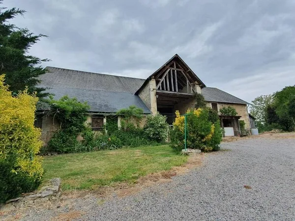 Ferme 11 pièces 240 m²