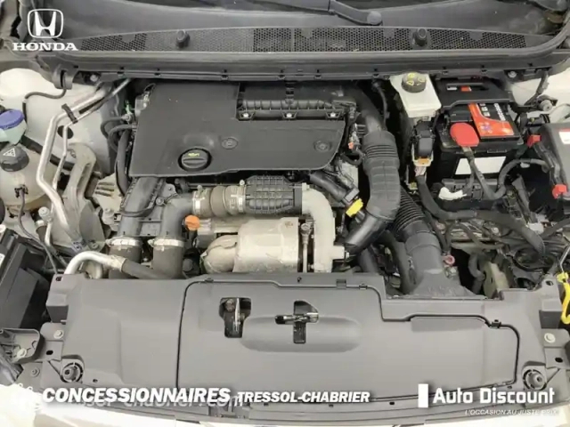 Peugeot 308 sw 1.6 bluehdi 120ch s&amp;s eat6 style — photo 7
