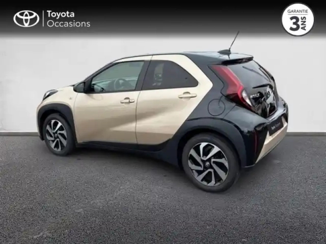 Toyota Aygo X 1.0 vvt-i 72ch design my24 — photo 2