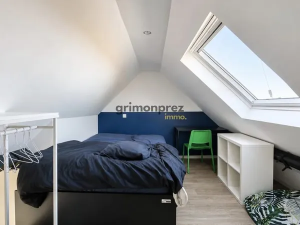 CHAMBRE EN COLOCATION AVEC SALLE D'EAU ET WC PRIVATIFS - CRO