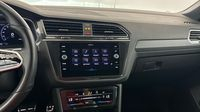 Volkswagen Tiguan 2.0 TDI 150ch R-Line DSG7 — photo 19
