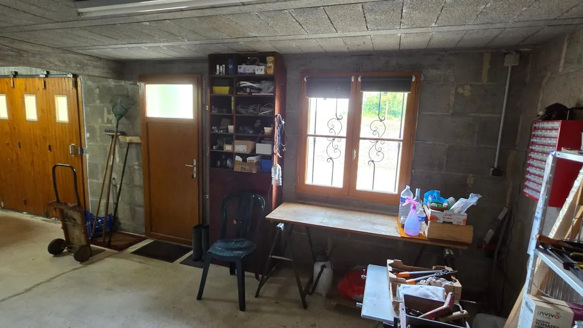 Photo 8