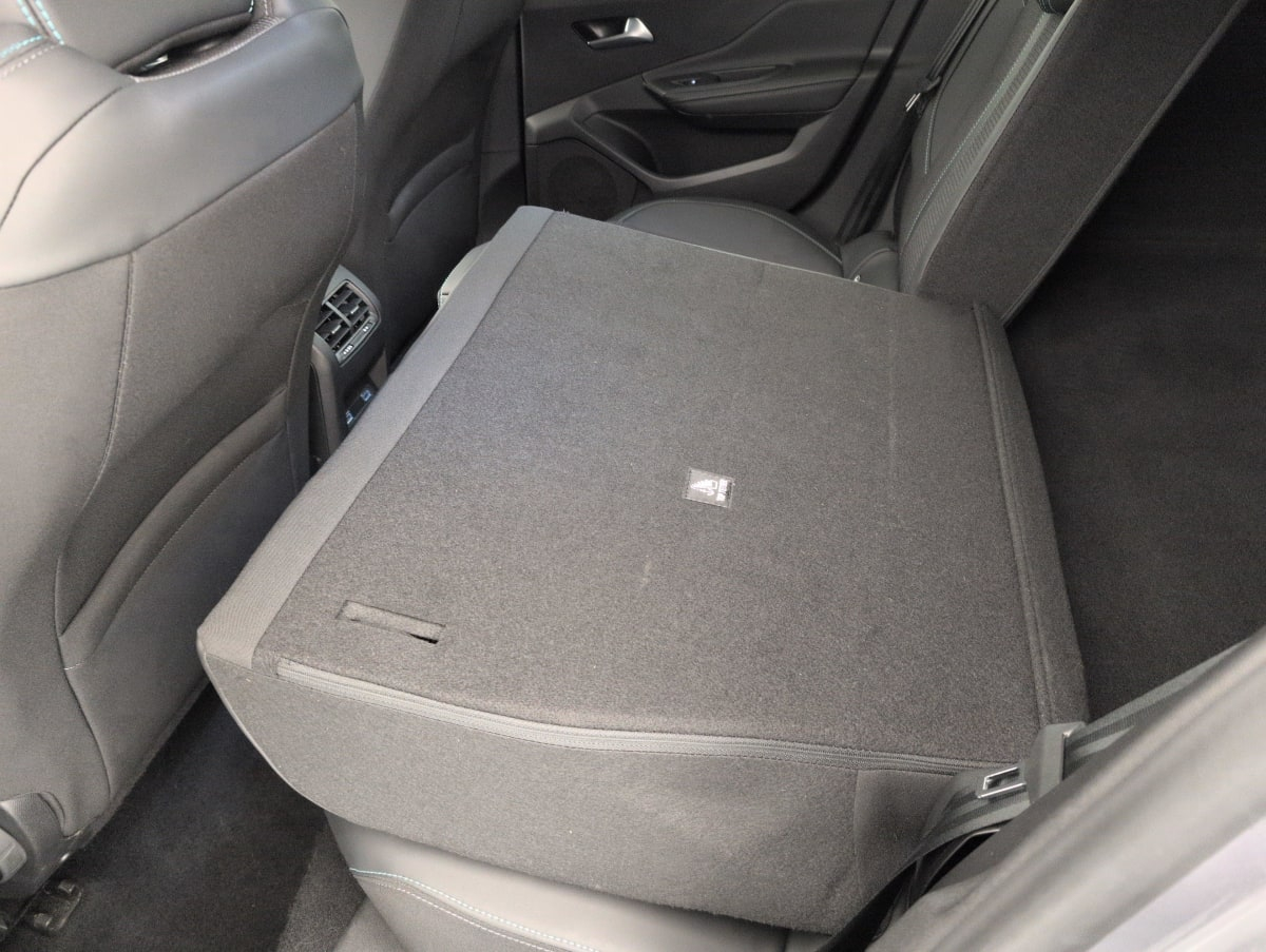 Peugeot 308 — photo 12