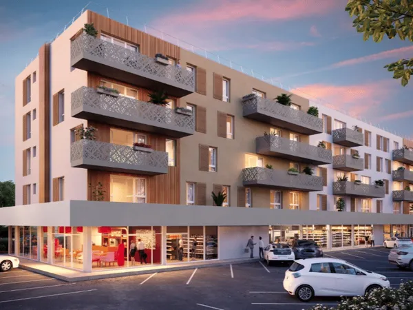 Local commercial 719 m²