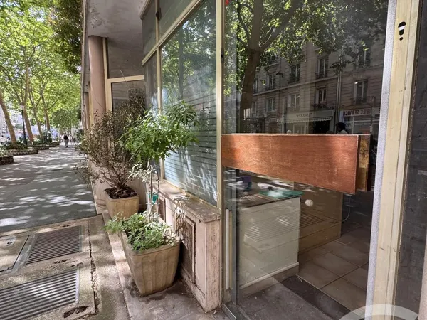 Local commercial 62 m²