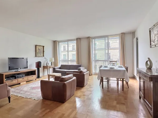 Appartement 3 pièces 104 m²
