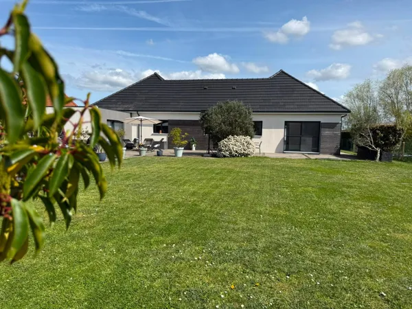 Maison de plain-pied, 4 chambres dont une suite parentale