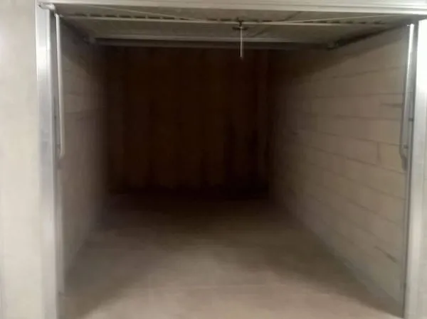 Parking 13 m²