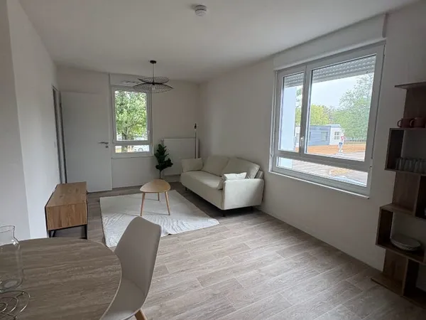 F2 - METZ TECHNOPOLE - RESIDENCE DE SERVICES - PROCHE GRANDES ECOLES