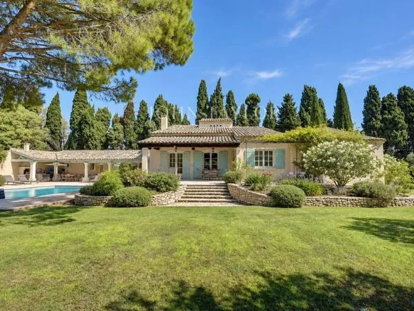 Maison 280 m²