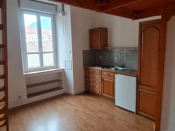 Studio mezzanine