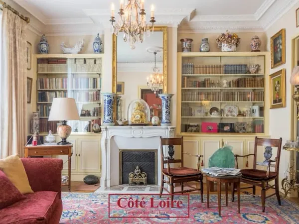Maison 8 pièces 259 m²