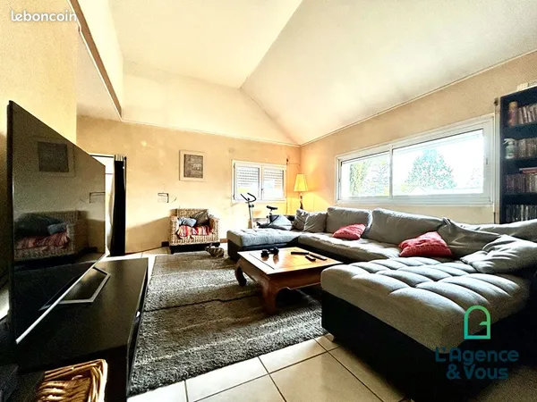 Maison 8 pièces 185 m²