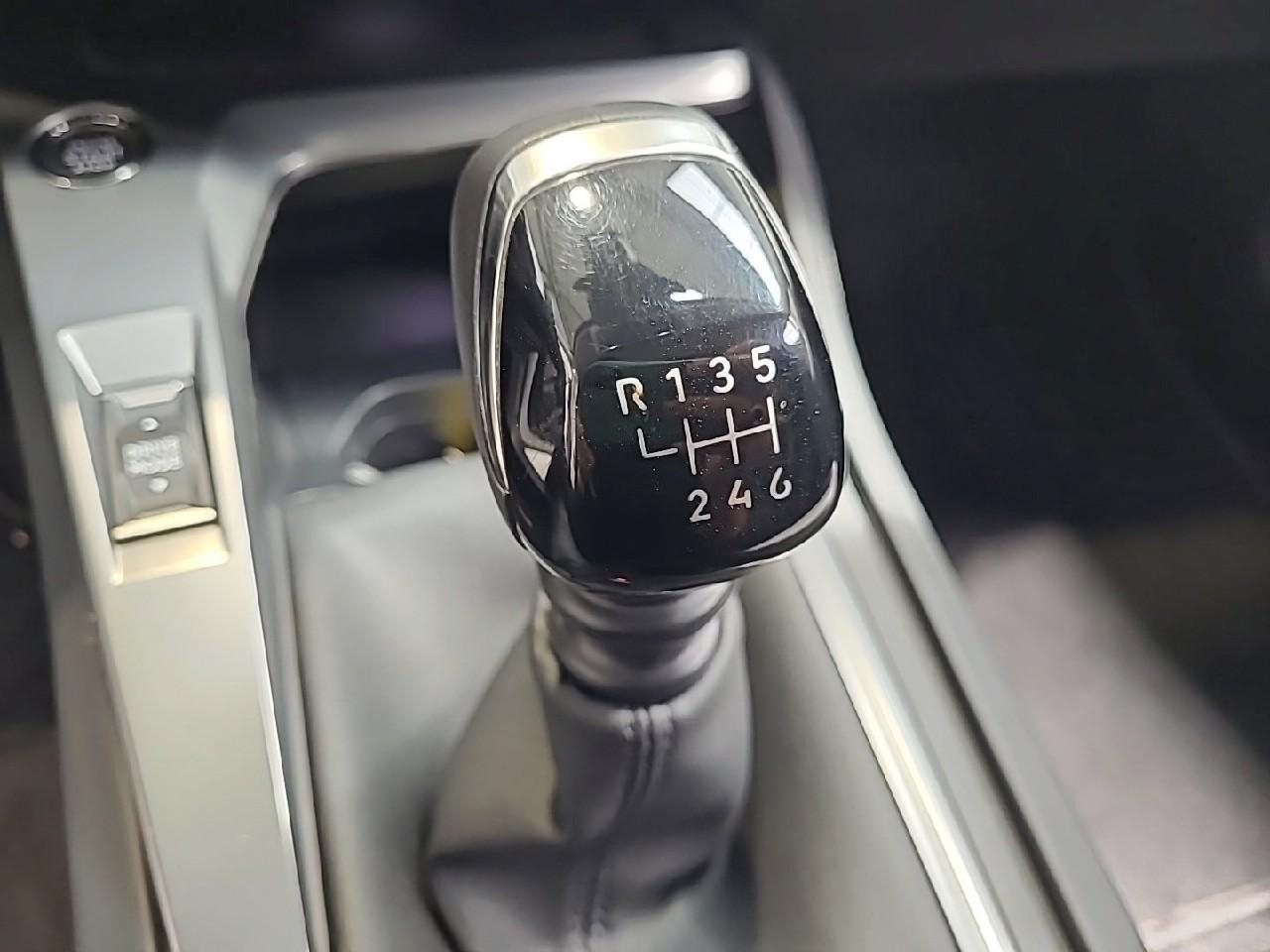 Peugeot 308 puretech 130ch s&s bvm6 allure — photo 19