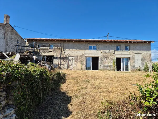 Maison 1 pièce 108 m²