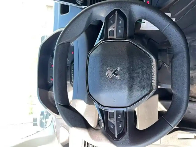 Peugeot Partner fourgon standard 650 kg bluehdi 100 s&amp;s bvm6 — photo 5