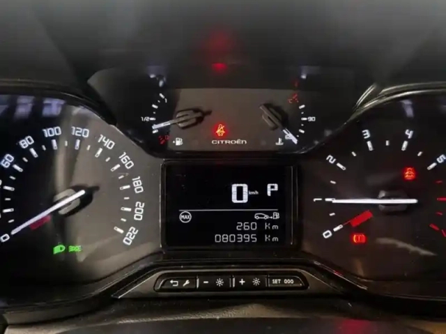 Citroën C3 Aircross puretech 130ch s&amp;s feel pack eat6 — photo 15