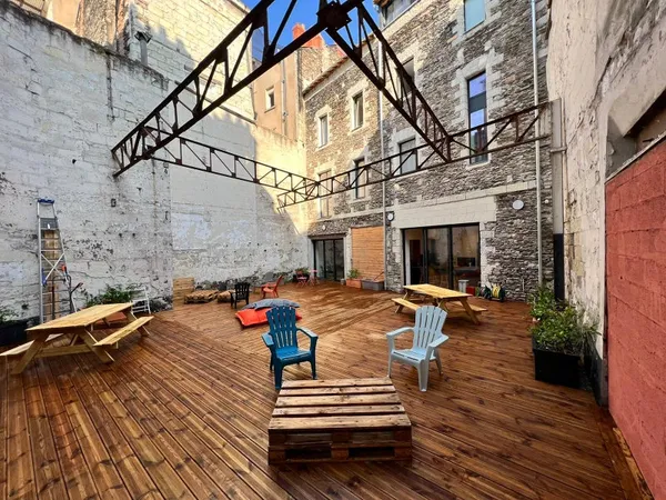 Chambre meublée 14 m² – Coliving plein centre