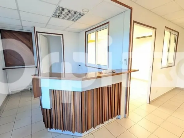 Bureaux 145 m²