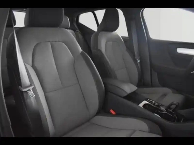 Volvo Xc40 t4 recharge 129 + 82ch plus dct 7 — photo 41