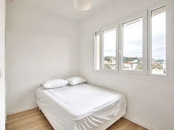 Loue chambre en colocation dans appartement